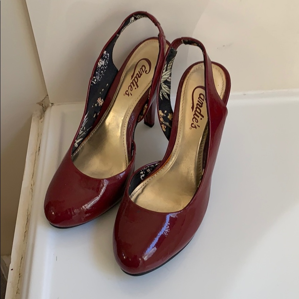 Red high heels size 6